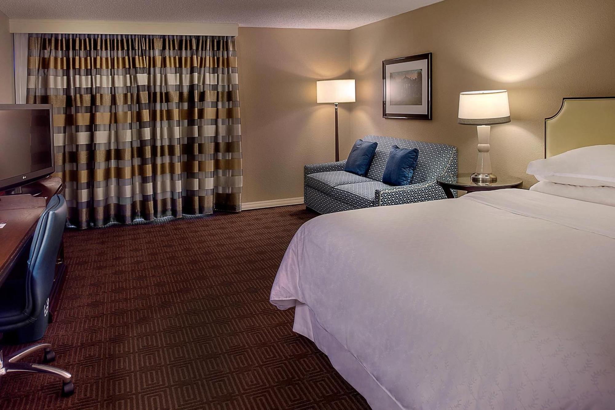Sheraton Westport Lakeside Hotel Maryland Heights