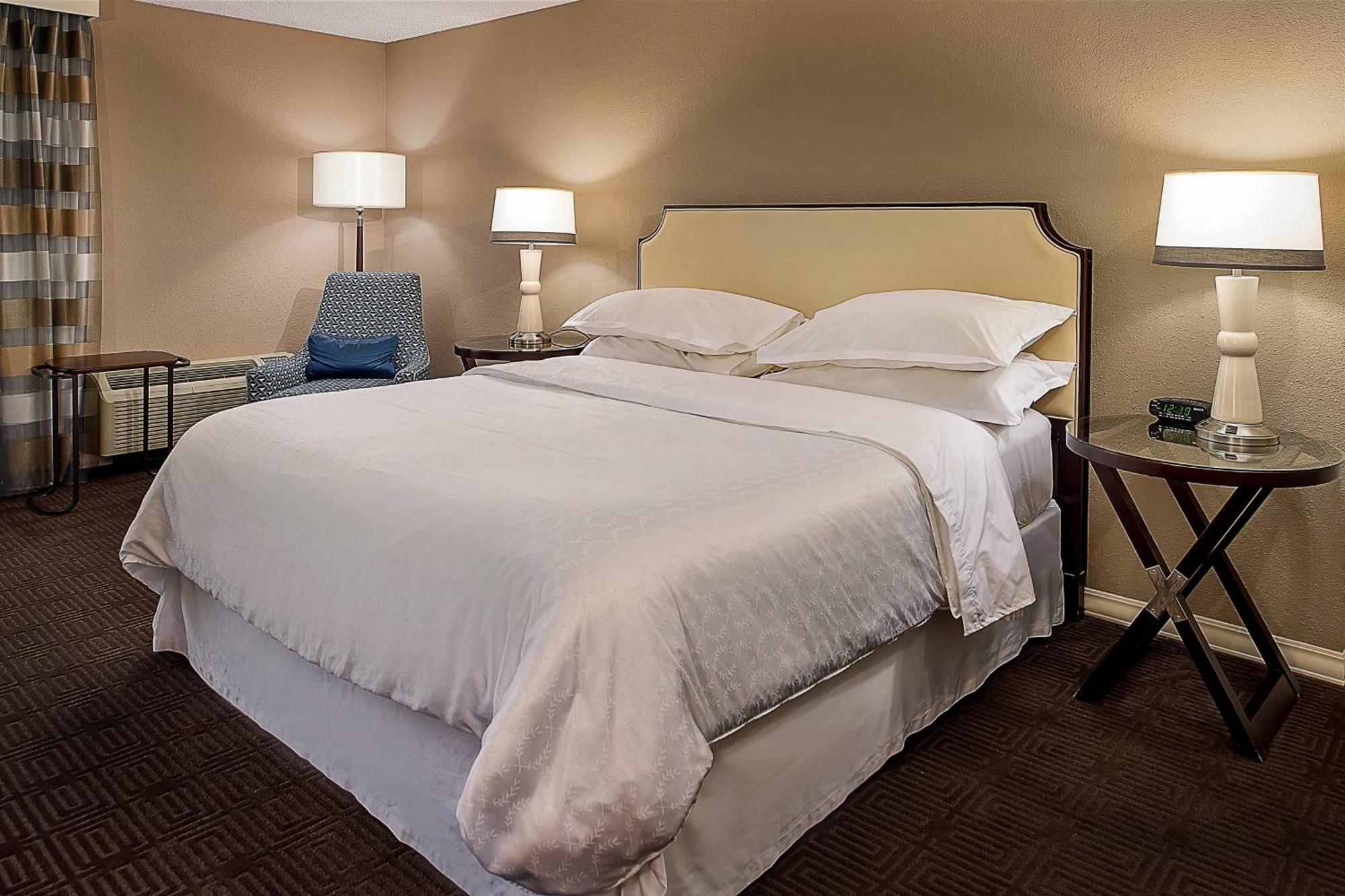 Sheraton Westport Lakeside Maryland Heights