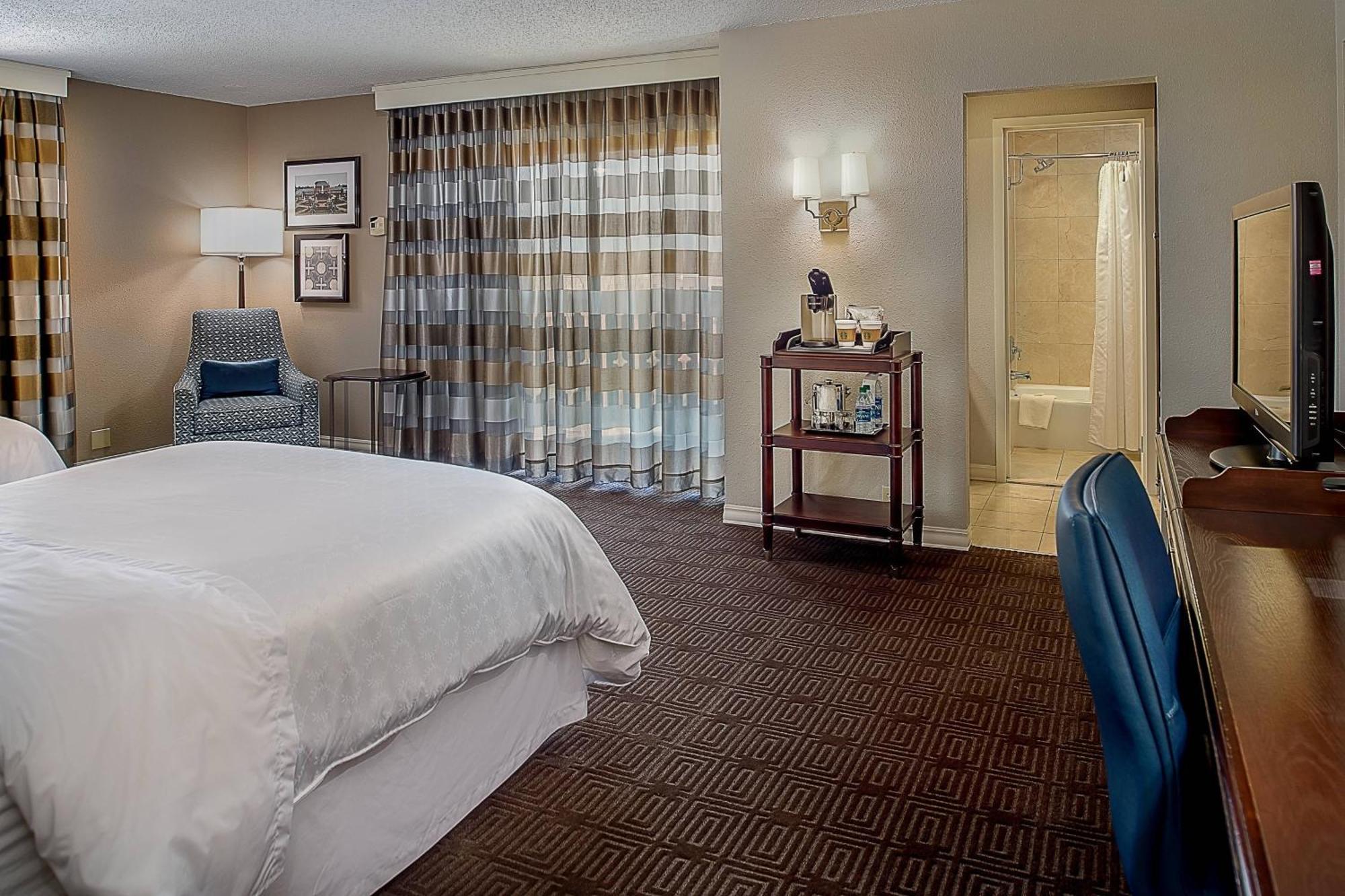Hotel Sheraton Westport Lakeside Maryland Heights