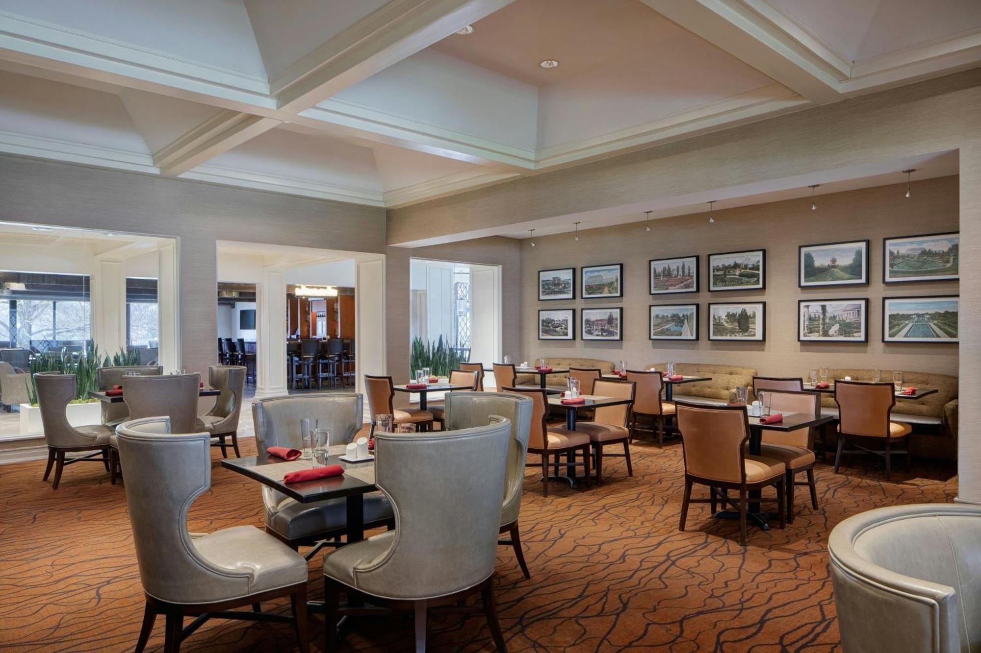Sheraton Westport Lakeside Hotel Maryland Heights
