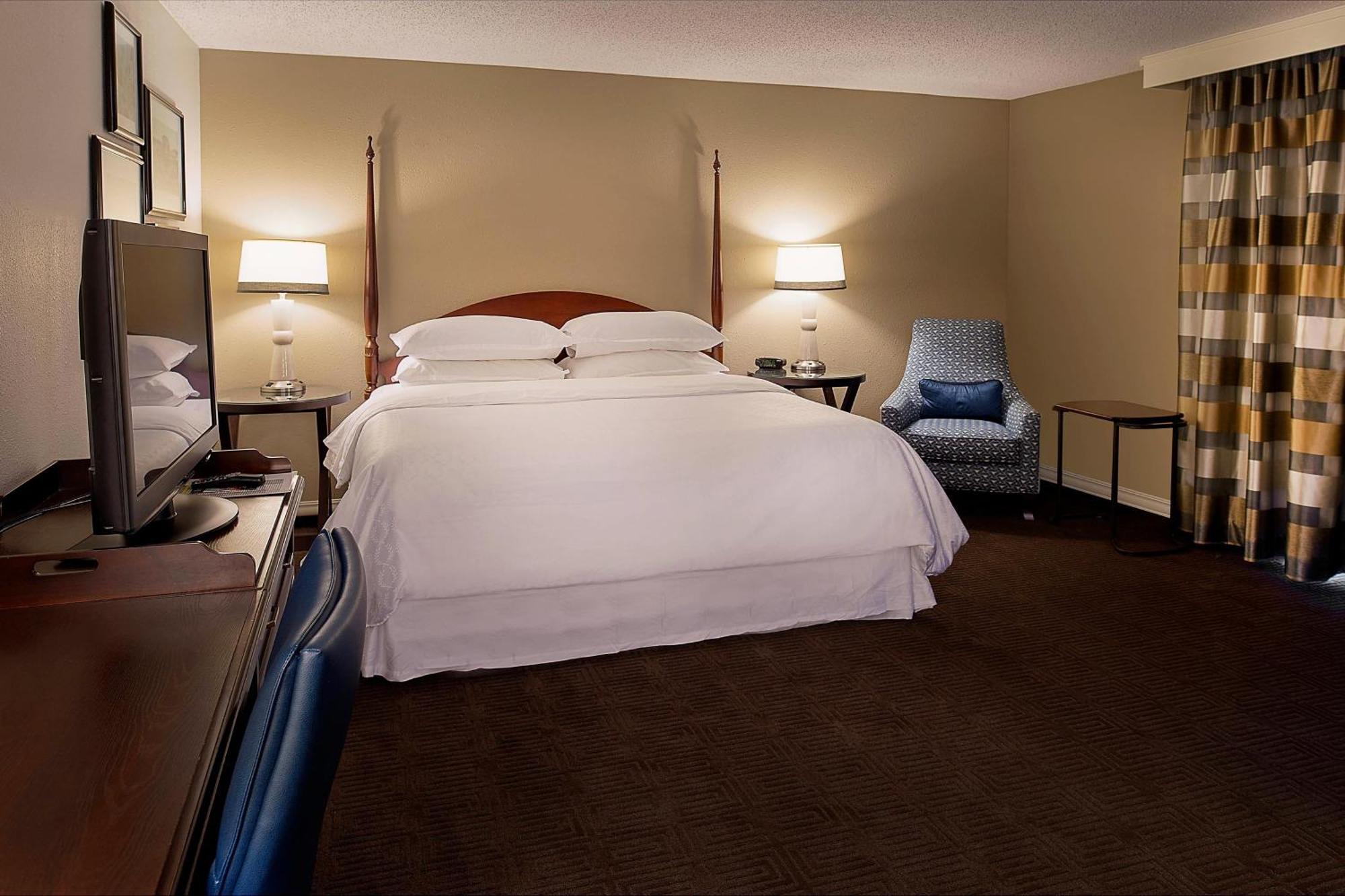 Hotel Sheraton Westport Lakeside