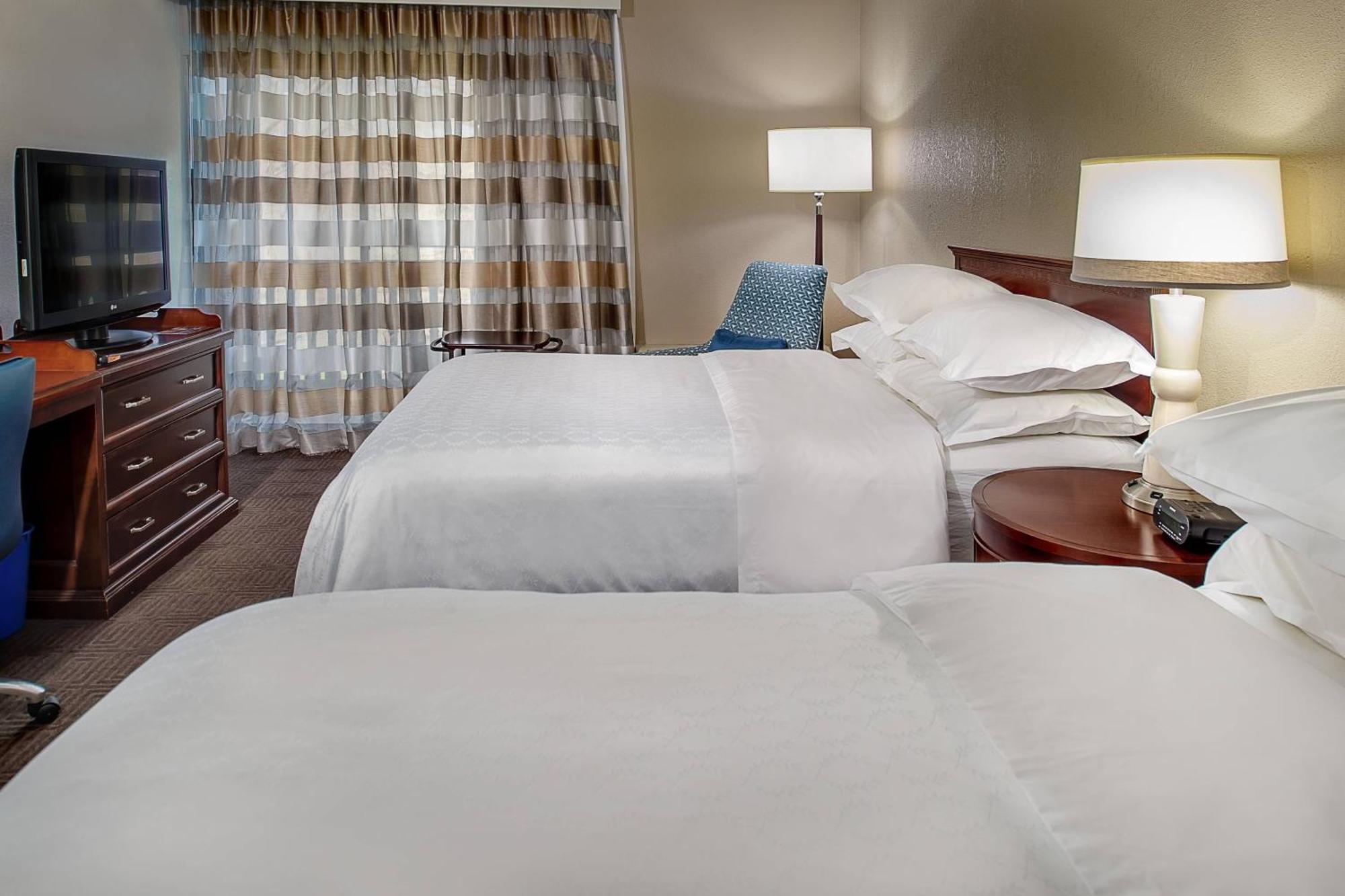Sheraton Westport Lakeside